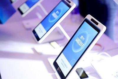 蜻蜓設(shè)備 刷臉支付時(shí)代的智能聚合終端